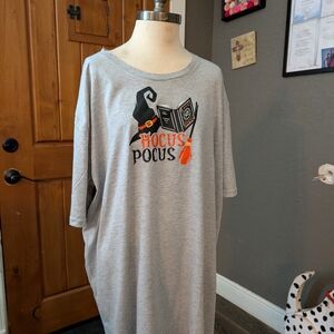 Gray Hocus Pocus Graphic T-Shirt